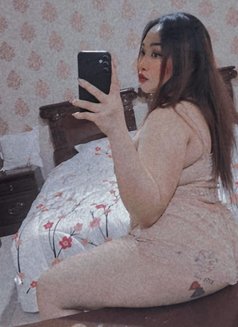 Kikik Sucking Good - puta in Bangkok Photo 6 of 24