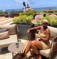 Kikiki - escort in Accra