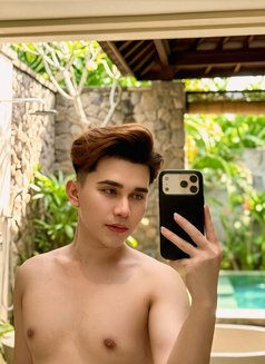 KIKO - Acompañantes masculino in Bali Photo 9 of 10