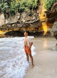 Kiko Slim - Acompañantes masculino in Bali Photo 4 of 8