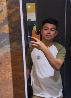 kikurls - Acompañantes masculino in Singapore Photo 9 of 11