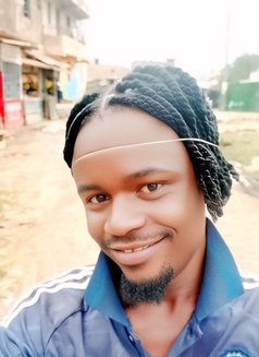 (Kilimani) massage and extras - Acompañantes masculino in Nairobi Photo 7 of 9