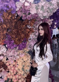 Kim Aaliyah - puta in Macao Photo 2 of 6