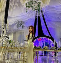 Kim Aaliyah - puta in Macao