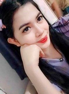 Kim Ashley - Transsexual escort in Manila Photo 1 of 11