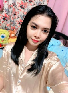 Kim Ashley - Transsexual escort in Manila Photo 4 of 11