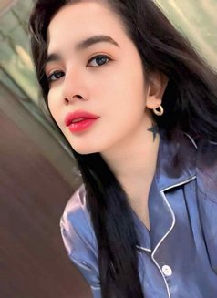 Kim Ashley - Transsexual escort in Manila Photo 7 of 11