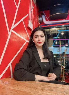 Kim Ashley - Transsexual escort in Manila Photo 10 of 11