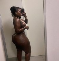 Kim B - escort in Accra