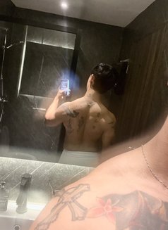 Kim Bali - Male escort in Bali Photo 5 of 7