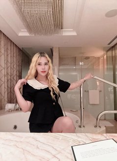 Kim - escort in Cebu City Photo 1 of 7