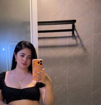 Kim - escort in Manila