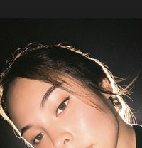 Kim - Transsexual escort in Abu Dhabi