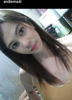 Kim - Transsexual escort in Manila Photo 5 of 5