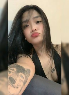 Kim - Acompañantes transexual in Manila Photo 9 of 9