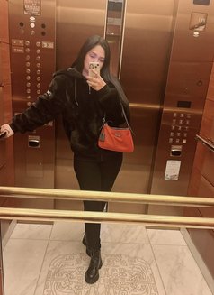 Kim Fuck Fest - escort in Manila Photo 2 of 4