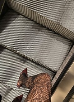 Kim Grace - escort in New Delhi Photo 2 of 5