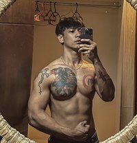 KIM - Acompañantes masculino in Bali Photo 16 of 18