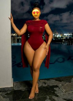 Kim - escort in Manila Photo 2 of 2