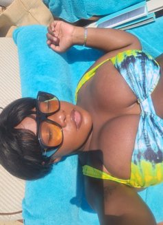 Kim Love - escort in Athens Photo 7 of 14