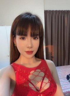Kim New Dubai - escort in Dubai Photo 1 of 7