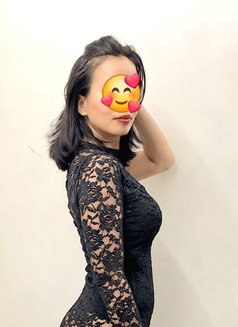 Kim - North East Girl, Independent - escort in New Delhi Photo 4 of 12