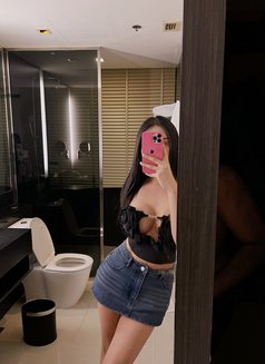 Kim Princess - Transsexual escort in Manila Photo 9 of 13