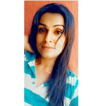 Kim Radhika - Transsexual escort in Colombo