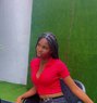 Kim - escort in Abidjan Photo 4 of 4