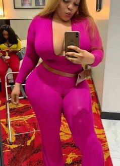 Kim - puta in Chennai Photo 7 of 10