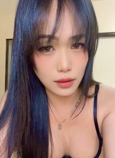 Kim Soju - Transsexual escort in Makati City Photo 21 of 21