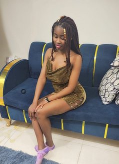 Kim - escort in Riyadh Photo 1 of 1