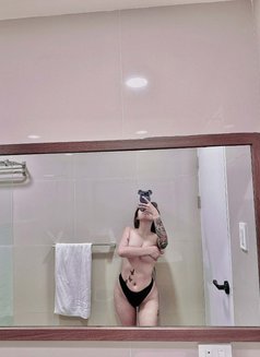 Kim - puta in Taipei Photo 5 of 7