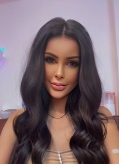 Kim - escort in Phuket Photo 1 of 13