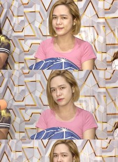 Kim Top and Bottom - Transsexual escort in Manila Photo 2 of 4
