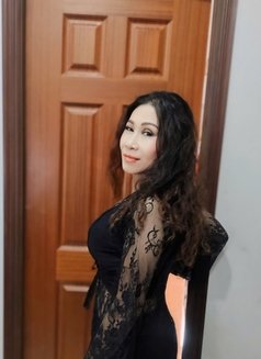 Kim - escort in Ho Chi Minh City Photo 2 of 13