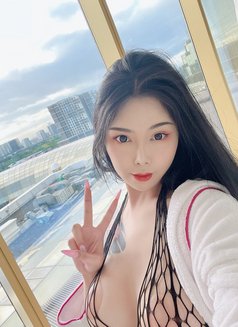 Kim Xiao - escort in Manila Photo 7 of 18