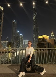 Kim- young and sweet from Philippines - Transsexual escort in Abu Dhabi Photo 2 of 8