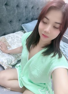 Kimbaby - puta in Hanoi Photo 5 of 10