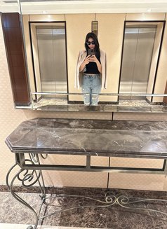 Kimberly HCM - escort in Ho Chi Minh City Photo 4 of 24