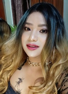 Kimberly - Transsexual escort in Shillong Photo 28 of 30