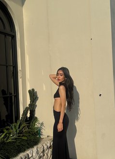 Kimberly - escort in Bali Photo 4 of 9