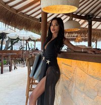 Kimberly - puta in Bali Photo 1 of 13