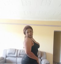 Kimberly - escort in Al Juffair