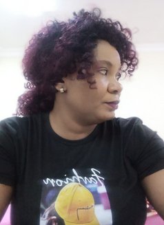 Kimberly - puta in Al Juffair Photo 1 of 4