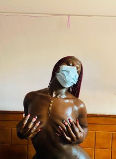 Kimberly - puta in Kampala Photo 5 of 10