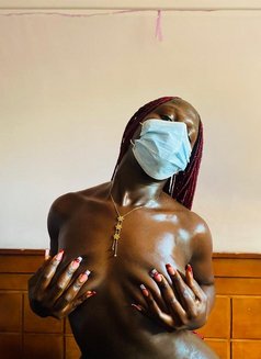 Kimberly - puta in Kampala Photo 9 of 10