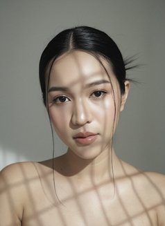 Kimberly - escort in Chiang Mai Photo 8 of 8