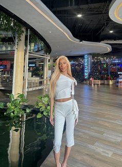 Kimberly - Transsexual escort in Phuket Photo 4 of 7