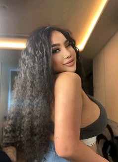 Kimberry - escort in Khobar Photo 5 of 16